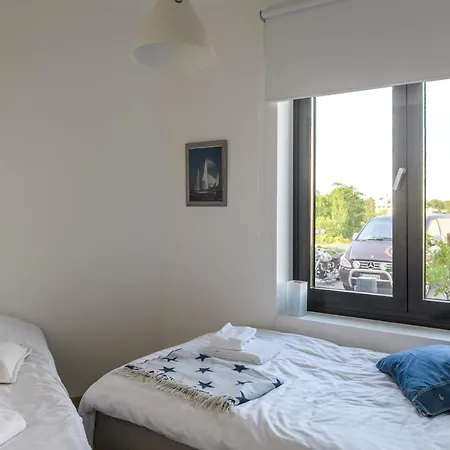 Wehost Merikatu 2